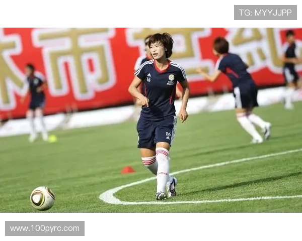 张娜专访：追忆足球岁月与梦想的旅程