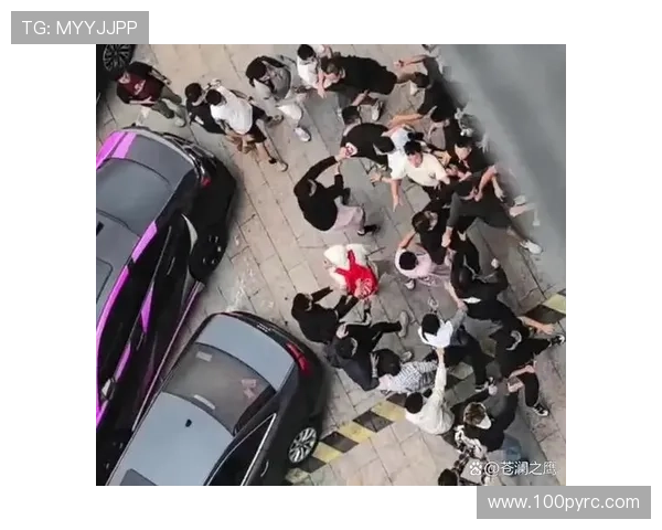 成都排球队意识争议引发热议球迷与专家观点碰撞激烈 成都排球队意识争议引发热议球迷与专家观点碰撞激烈