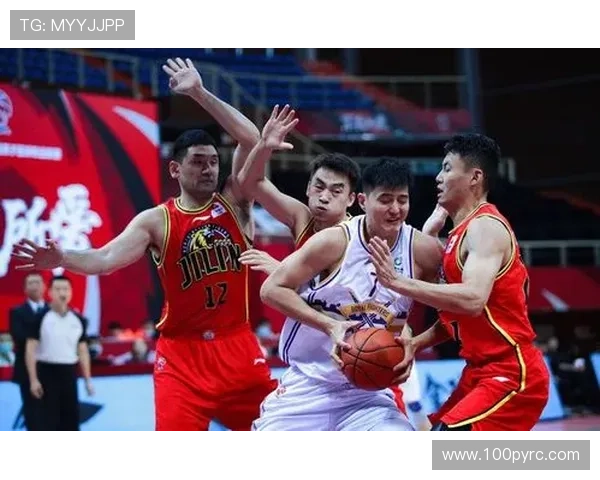 成都乒乓球队以67分领跑世锦赛积分榜展现强大实力 成都乒乓球队以67分领跑世锦赛积分榜展现强大实力